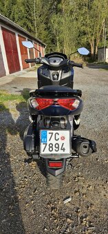 Yamaha Nmax 125 - 11