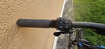 29" Giant Stance E+ velikost L - 11
