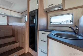 Autokaravan 2022 Bürstner IXEO 726G – Plne vybavený 🚐✨ - 11