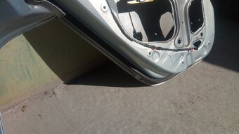 Toyota Yaris 99-2005 - dveře. - 11