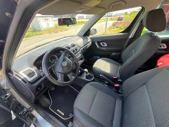 Škoda roomster scout 1.4 63kW - 11