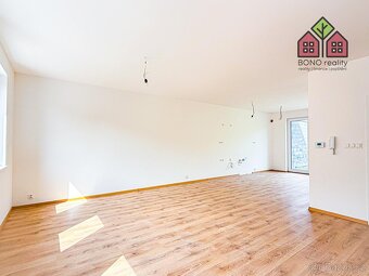 RD, dispozice 4+kk, plocha 160 m2, novostavba, garáž, zahrad - 11