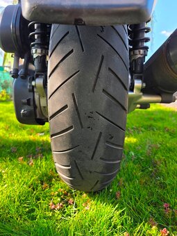 Yamaha x-max 250 Sport - 11