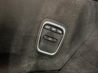 Renault Espace 2.0dCi-200k EDC INITIALE PARIS 4CONTROL 2019 - 11