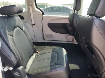 CHRYSLER PACIFICA TOURING L 2023 - 11