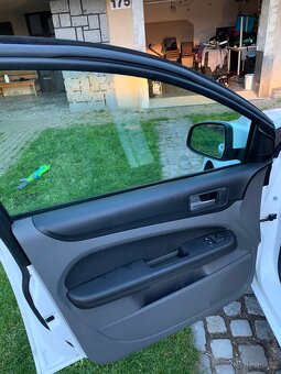 Ford Focus 2009 80 kw 1.6 tdci - 11