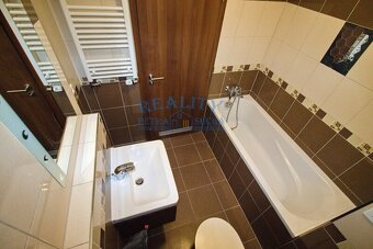 Prodej bytu 2+kk, 40,3m2, Farkašova ul., Praha  - Kyje - 11