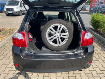 Toyota Auris 1.6 i Valvematic 1. majitel ČR - 11