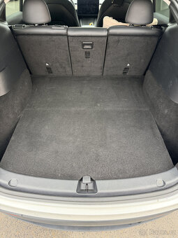 Tesla Model Y, Long Range AWD 79kWh, SoH 93% - 11