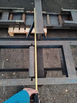 VÁLEČKOVÝ DOPRAVNÍK S ODKLÁDACÍM PROSTOREM 350cm délka - 11