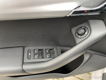 Škoda Octavia, 1.4 TSI 103kW-ELEGANCE-103TKM - 11