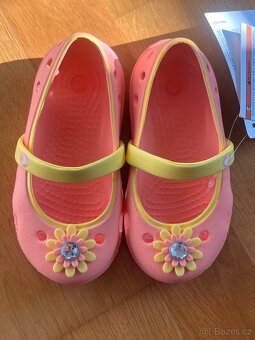 Crocs balerínky Keeley Petal Charm vel. C7 (EUR 23/24) - 11