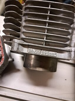 Yamaha TT 600e Motor - 11