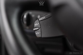 Ford Fiesta 2.0i Duratec ST - 11