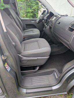 VW Multivan T5.1 2.0 TDi 2014 1.majitel - 11