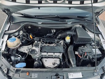 Volkswagen Polo V 1.2 44kW – spolehlivý parťák na každý den - 11