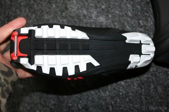 bezkly Kastle so stupacim pásom 179 cm - 11