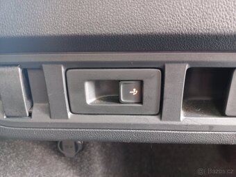 Škoda Octavia 4 Combi 2.0TDI 110kW DSG Virtual Tažné Keyless - 11