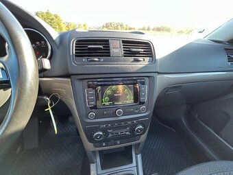 Prodám Škoda Yeti 1,2 TSI Panorama Outdoor - 11