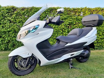 Suzuki Burgman 400i ABS - 11