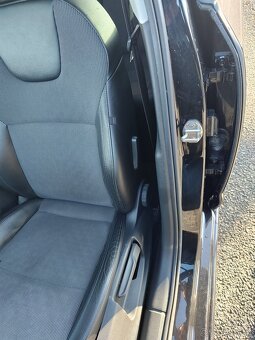 Škoda Octavia 2.0TSI/140kW/DSG/STYLE - 11