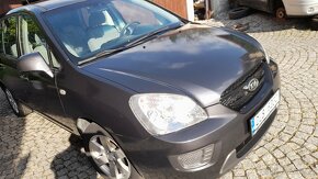 Kia Carens 2.0diesel103kW VELKÉ auto SLEVA - 11