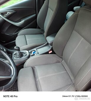Opel Astra 1,4 benzín 74 kw - 11
