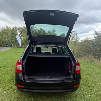 ŠKODA OCTAVIA 3 facelift Kombi - 11
