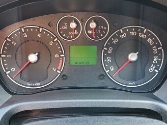 Ford fiesta - 11
