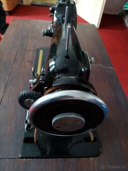 MINERVA (typ 122) – šicí stroj - 11