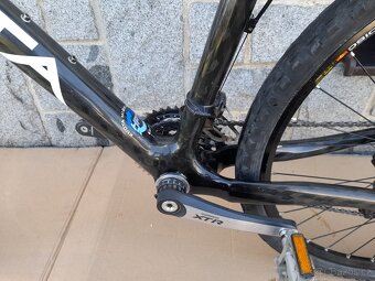Carbonové kolo Kuota 19" - 11