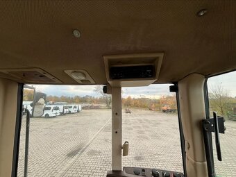 John Deere JD 6910 Traktor - 11