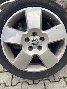 Škoda Superb 1 kola letní 17 - 11