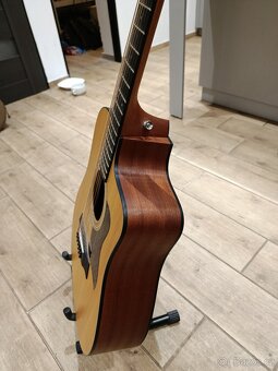 Elektroakustická kytara Taylor 150ce - 11