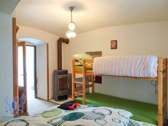 Prodej rodinného domu Vlčeves - 11