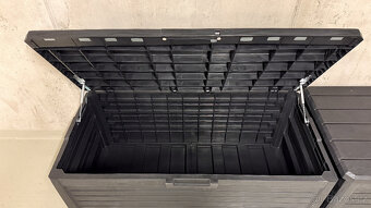 Pronájem garážového stání, Provazníkova, s elektrikou, 20m² - 11
