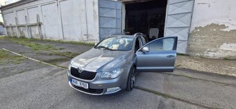 Škoda Superb, 2.0 TDi AUTOMAT - 11