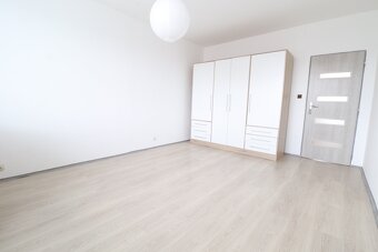 Byt 2+1 s lodžií, 66 m², Hradec Králové – ul. Fričova. - 11