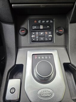 Land Rover Discovery4 / 3,0 SDV6 HSE /4x4 /CZ/NAVI - 11