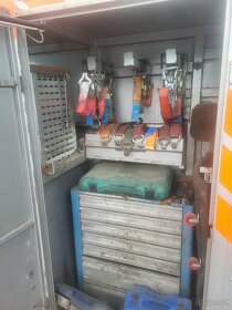 vyprošťovací a odtahový speciál  Iveco -Pracovní  stroj - 11