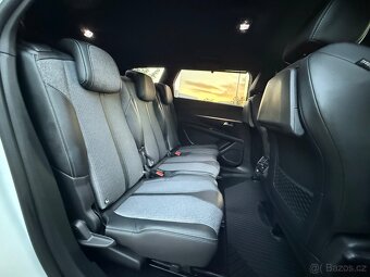 Peugeot 5008 7 míst individuální výbava - 11
