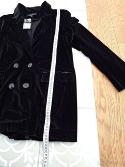 Nové s visačkou černé sametové sako M 38 Amisu pružné - 11