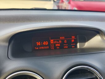 Peugeot 308 1.6 HDI/80kW Premium - 11