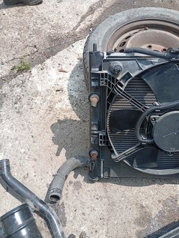 CITROEN C-CROSSER RV 2010 PŘEDEKK XENON, CHLADIČE APOD. - 11