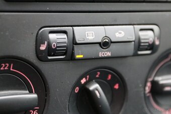 Volkswagen Golf 1.6 FSI Sportline - 11