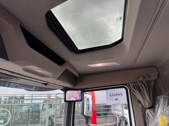 Prodám, Nový DAF XFc 530ps FAD 8x4 S3 VS-Mont sklápěč, závěs - 11