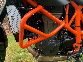 KTM Duke 690R - 11