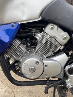 Honda Varadero 125 - 11