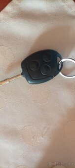 PRODEJ AUTOMOBILU Ford Mondeo - 11