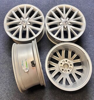 5x114,3 R17 Toyota Corolla Alu disky - NOVÝ STAV - 11